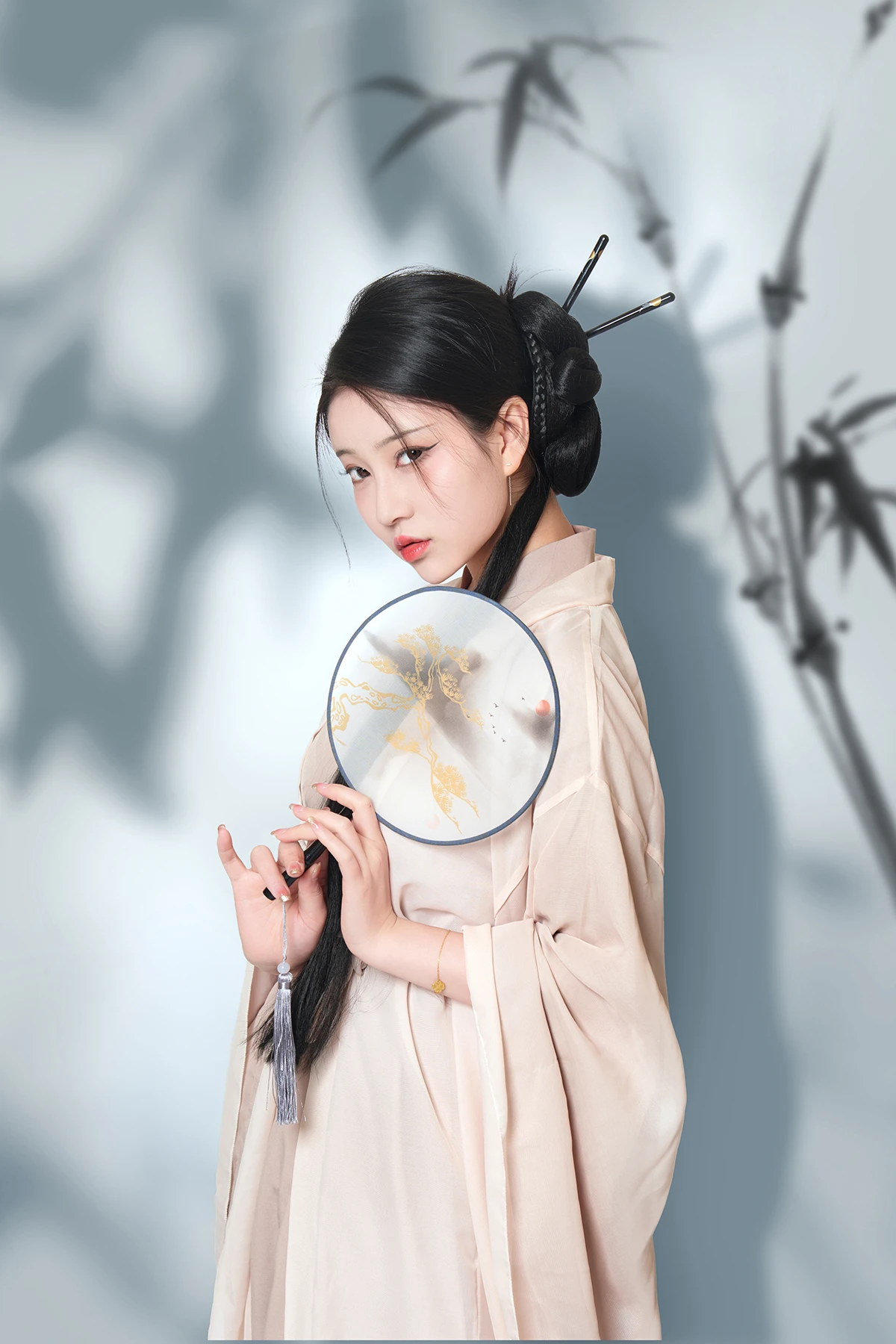 年年Nnian – 青丝