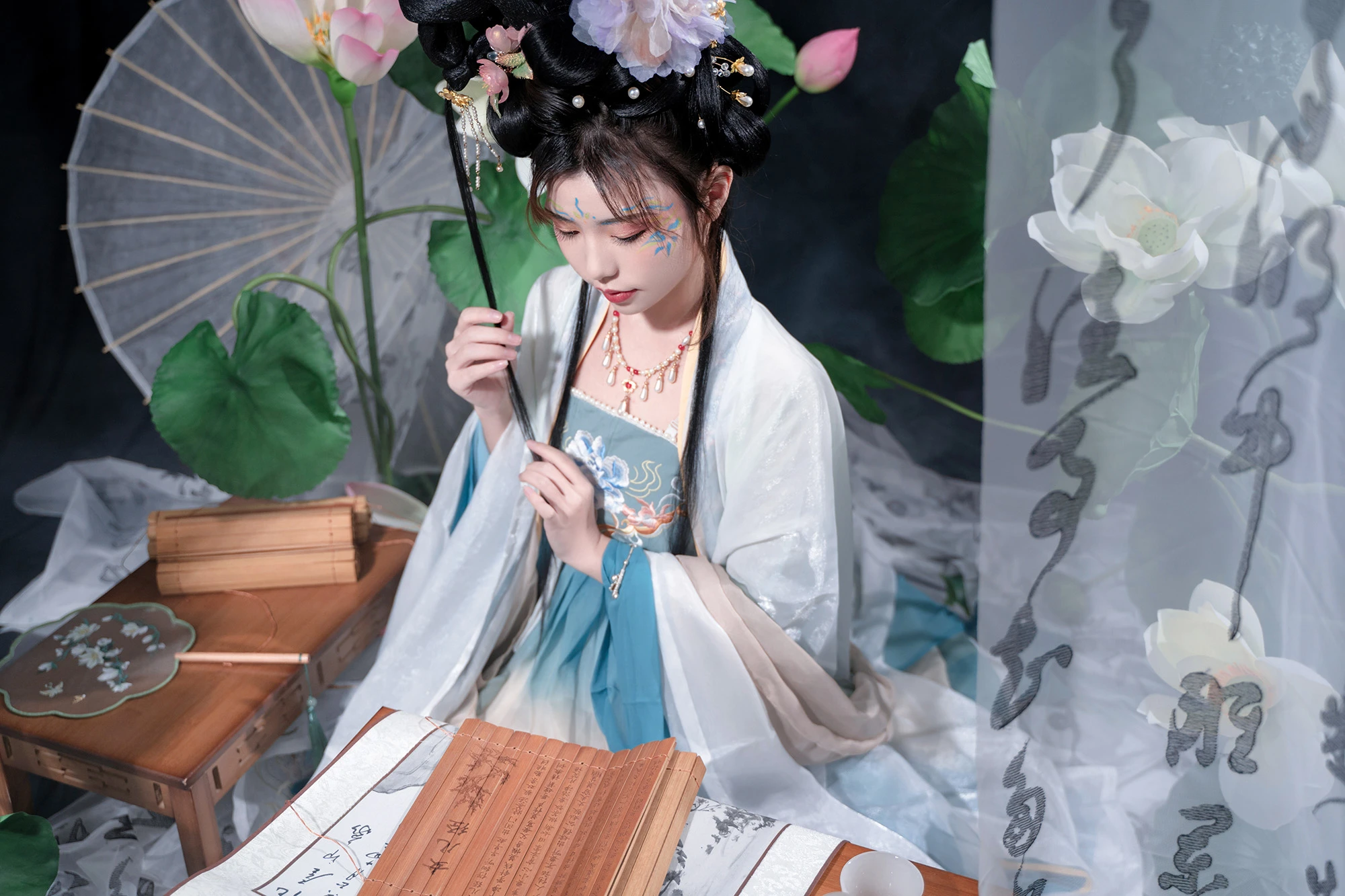 爆机少女喵小吉 - 月华清