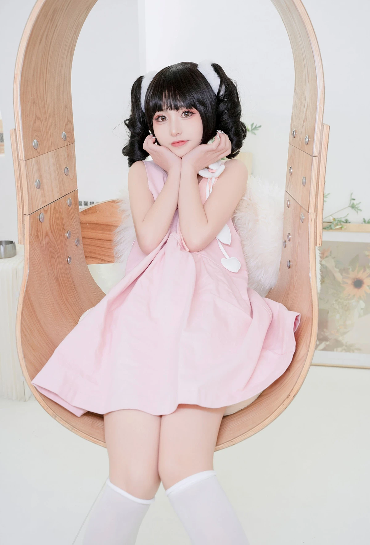 爆机少女喵小吉 - 蜜桃乌龙