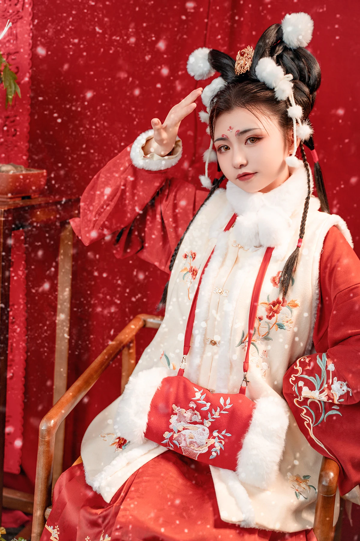 爆机少女喵小吉 – 玉兔迎春